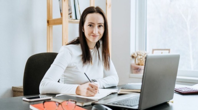 Complete Guide to Accounting for Artists – Tax Deductions, Bookkeeping & Tips